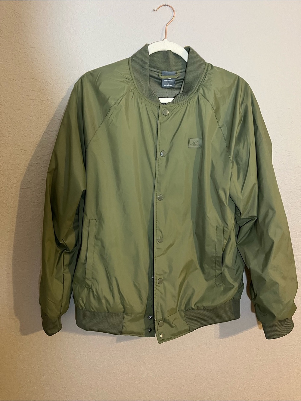 NWT New Balance Olive Mesh Lined Bomber Jacket Snap Front Size Small
